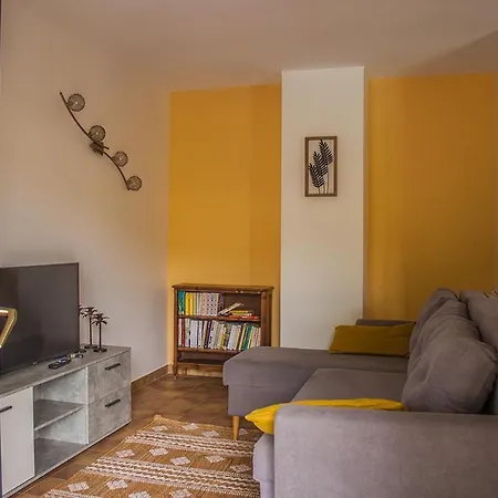 Villa La Du Gardon: Riverside Retreat With Panoramic Gorge Views