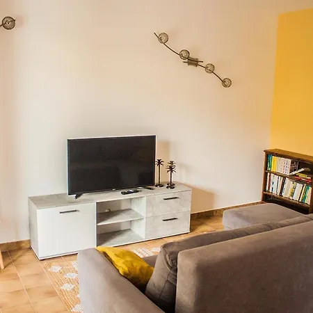 Villa La Du Gardon: Riverside Retreat With Panoramic Gorge Views *